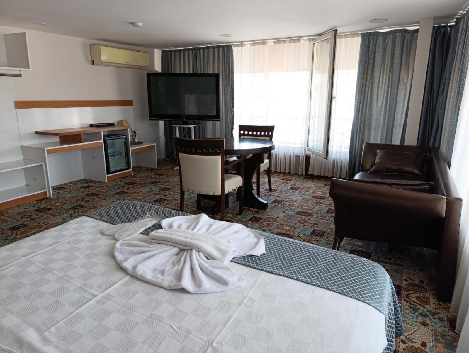 Sirin Hotel Istanbul Exterior foto